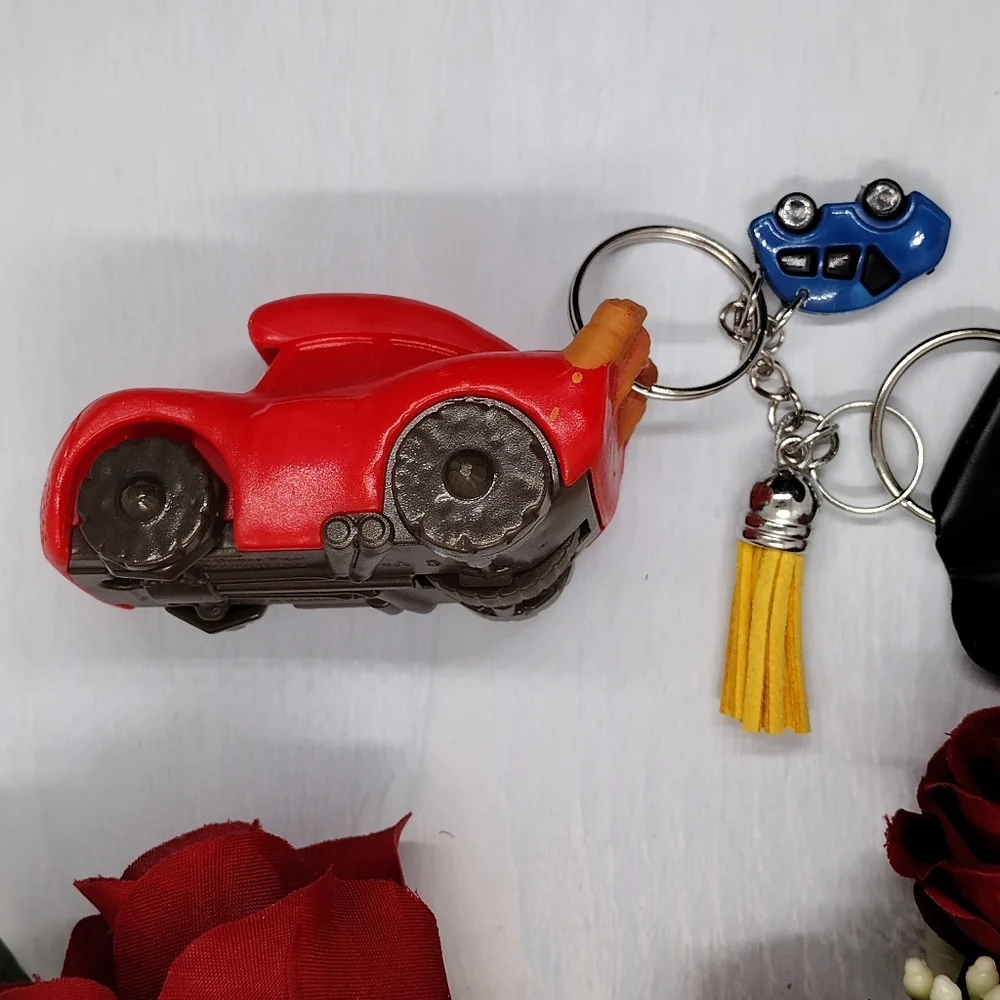 ⭐ Disney Cars Lightning McQueen Custom Keychain